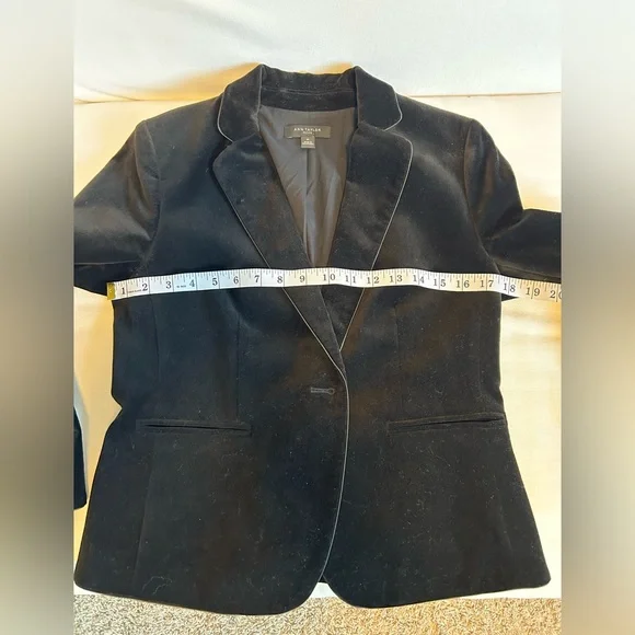 Ann Taylor velvet blazer - Picture 12 of 15